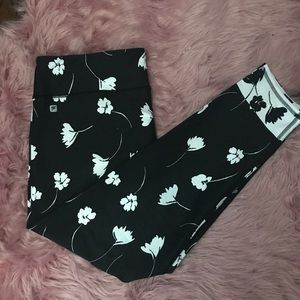 Fabletics Black/White Floral Leggings